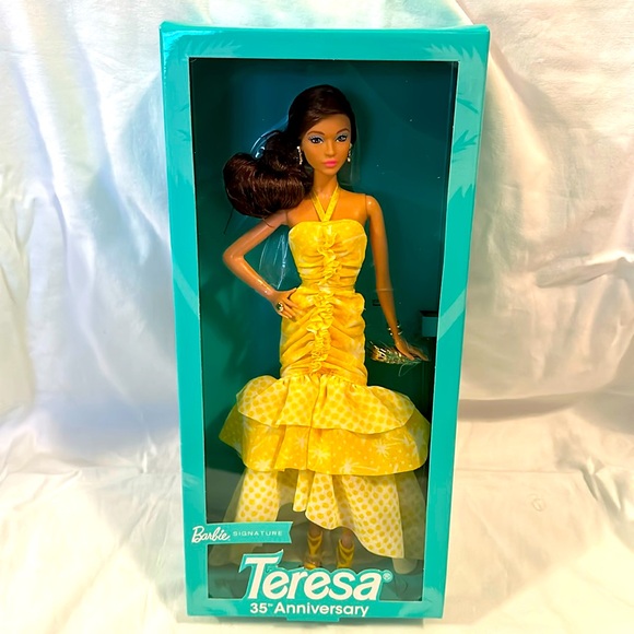 Barbie Other - Barbie - Teresa 35th Anniversary Doll (NEW)